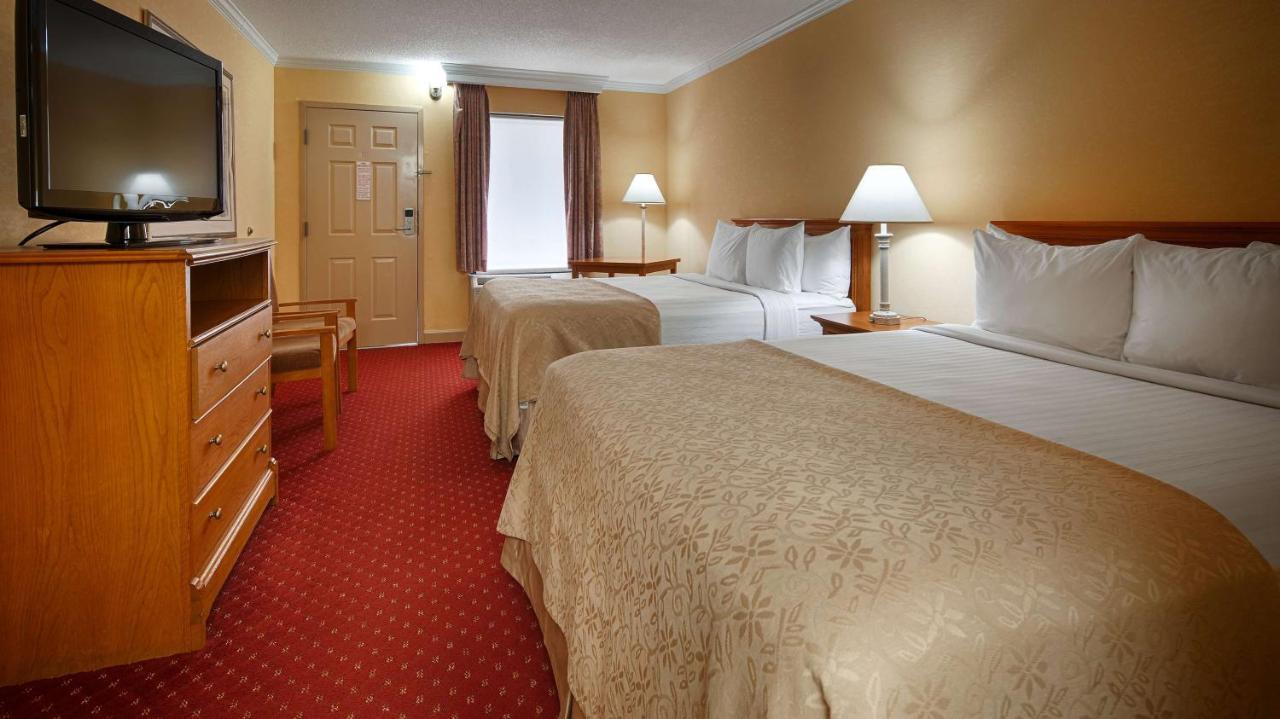Bryson Inn Mount Airy Exteriér fotografie